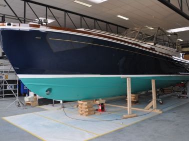 essence-refits-eastbay43-02