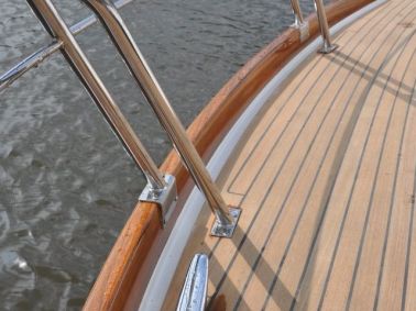 essence-refits-eastbay43-05