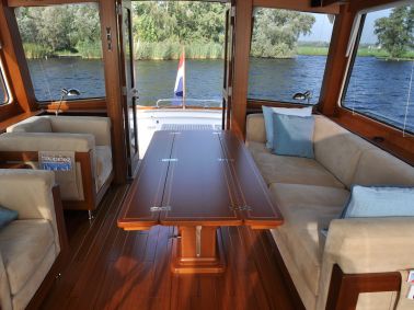 essence-refits-eastbay54-19