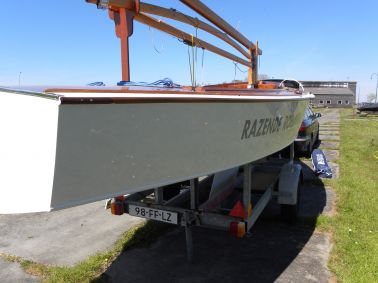 essence-refits-valk465-06